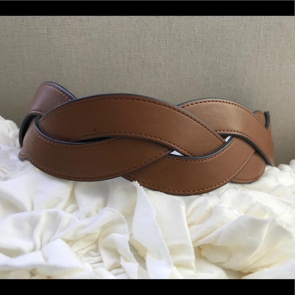 The Limited waist belt